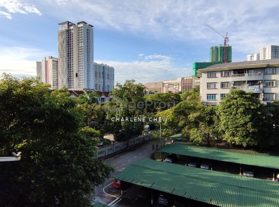 Booking 2000 Full Loan Sri Akasia Apartment , Johor, Tampoi