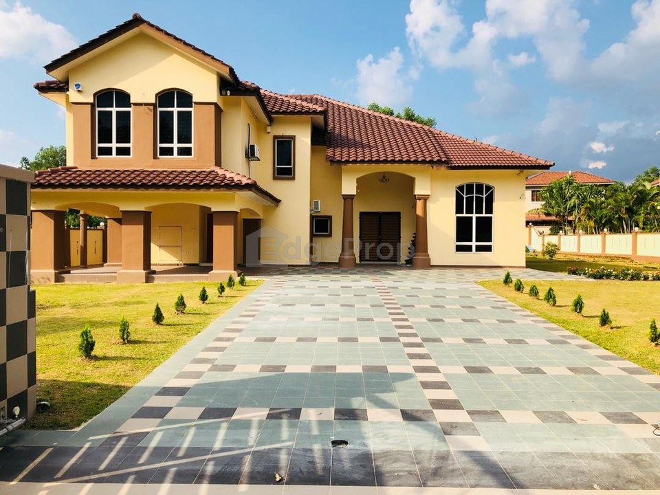 BANGLO EKSKLUSIF BERSKALA BESAR | ASET PREMIUM BERPOTENSI TINGGI – SEMENYIH, Selangor, Semenyih