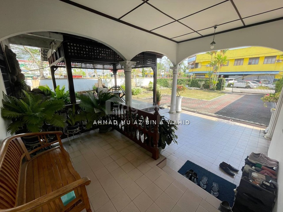 BANGLO CORNER LOT TEPI JALAN UTAMA TAMAN GELIGA INDAH KEMAMAN , Terengganu, Kemaman