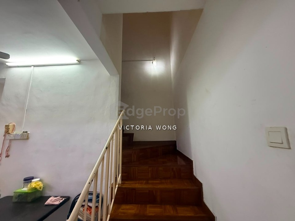 Taman Rinting Jalan Ketapang Double Storey Medium Cost Masai Johor , Johor, Masai