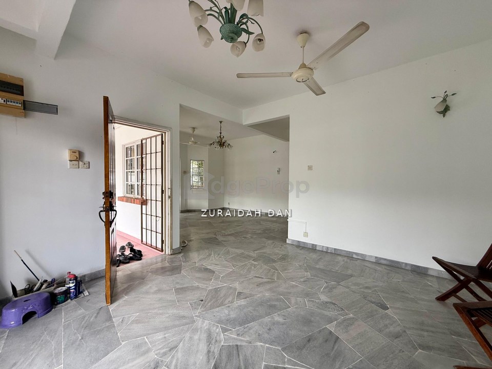 FREEHOLD! 40 x 80! 2 Storey Semi D Impian Gemilang, Saujana Impian, Kajang, Selangor, Kajang