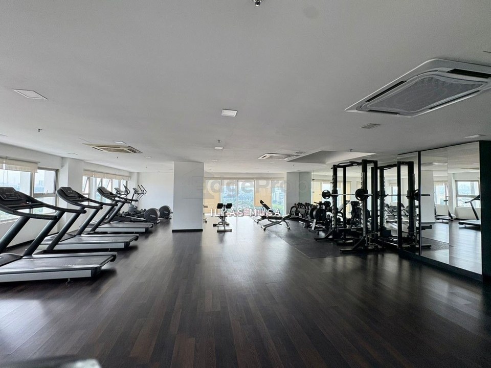 (BIG UNIT) Suria Jelutong, Bukit Jelutong, Shah Alam, Selangor , Selangor, Bukit Jelutong