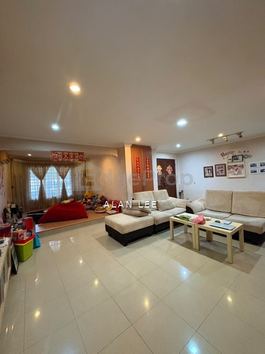 Jalan Taman Bukit Desa