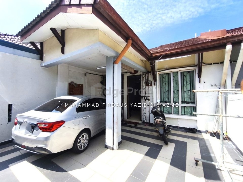 FACING OPEN | EXTENDED Single Storey Terrace Makyong Bandar Bukit Raja, Selangor, Klang