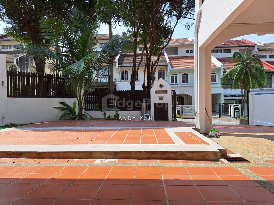 BUKIT BANDARAYA BANGSAR CORNER TOWNHOUSE, Kuala Lumpur, Bangsar