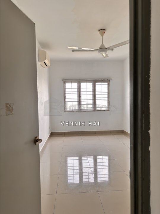 Below market value for sales koi prima puchong taman mas partly furnish , Selangor, Puchong