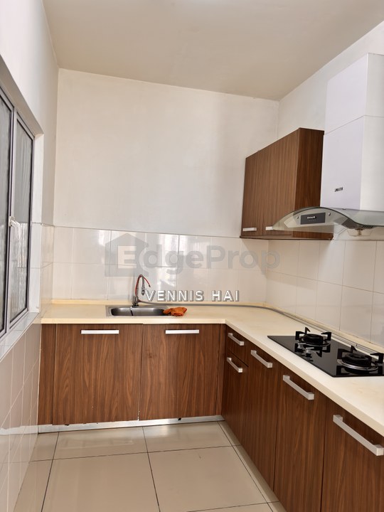 Below market value for sales koi prima puchong taman mas partly furnish , Selangor, Puchong