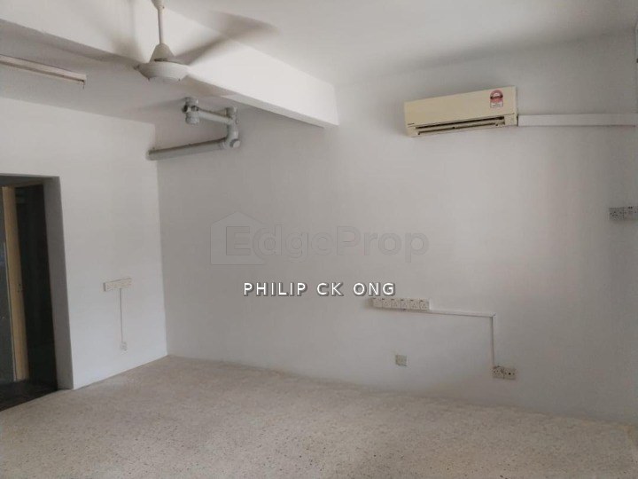 20' × 75' LAND | 1,500 SQ FT | OPEN ROAD FRONTAGE | WELL-KEPT | PUTRA PERDANA
