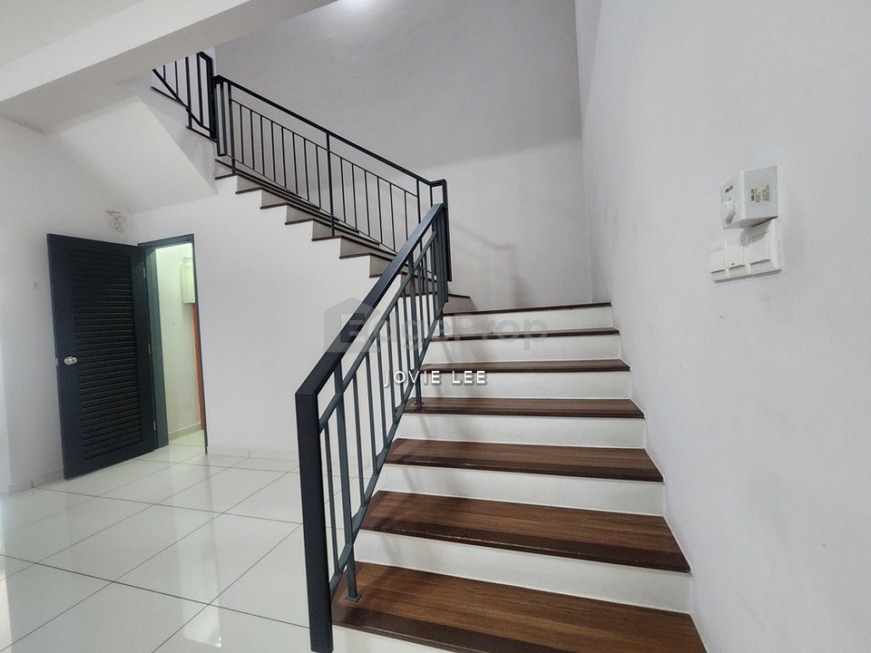 Kajang East Precint 1, Semenyih (22x70, 4 rooms) 2 Storey Partially Furnished House , Selangor, Semenyih