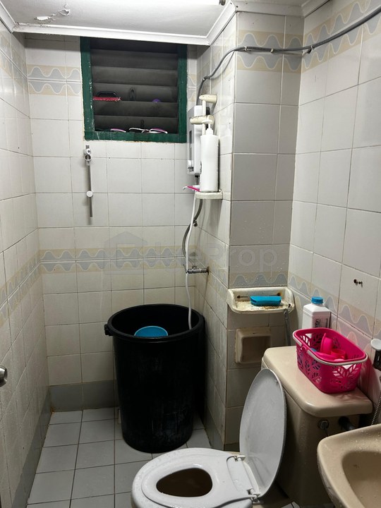 Lv2 walk up Sd Apartment Bandar Sri Damansara Kepong With 1 Carpark, Selangor, Bandar Sri Damansara