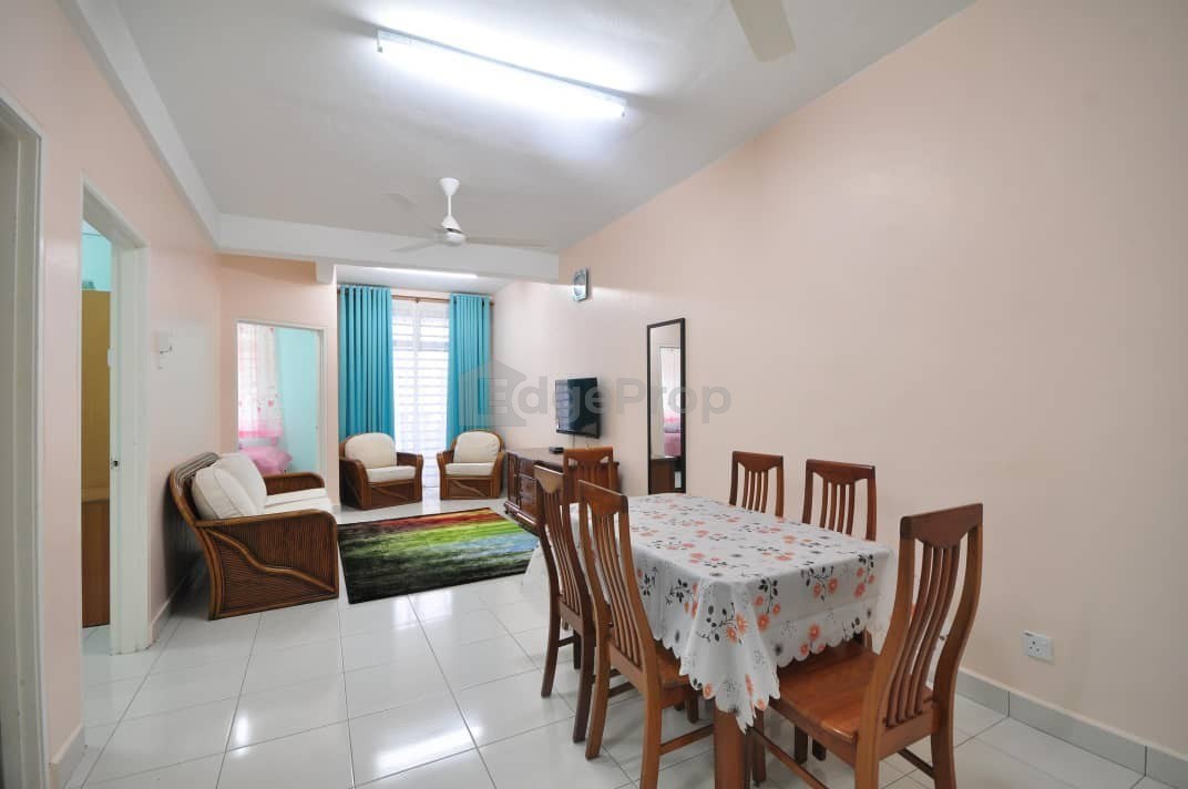 [ADA PERABOT] Apartment Residensi 2, Wakaf Che Yeh Kota Bharu, Kelantan, Kota Bharu