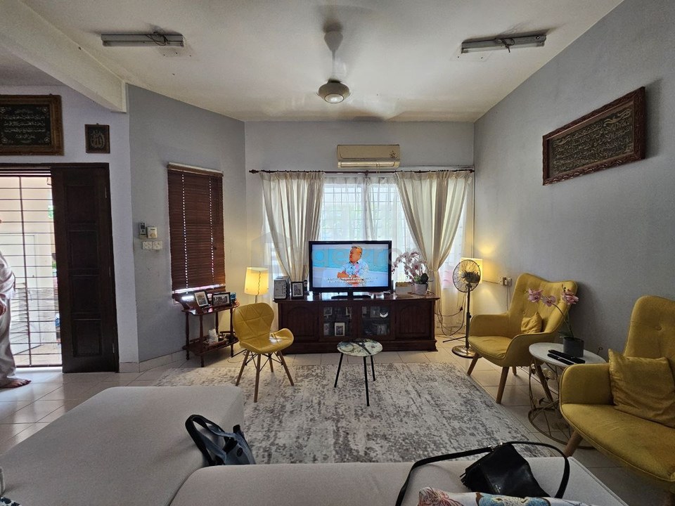 Jalan Sepah Puteri 5/5, Kota Damansara, Seksyen 5 - Double Storey Terrace House, Selangor, Kota Damansara