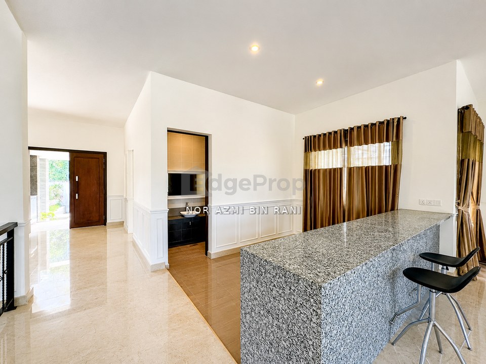 TAMAN MELAWATI Bukit Melawati Massive 4 Storey Bungalow with Private Swimming Pool , Selangor, Taman Melawati