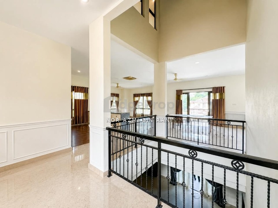 TAMAN MELAWATI Bukit Melawati Massive 4 Storey Bungalow with Private Swimming Pool , Selangor, Taman Melawati