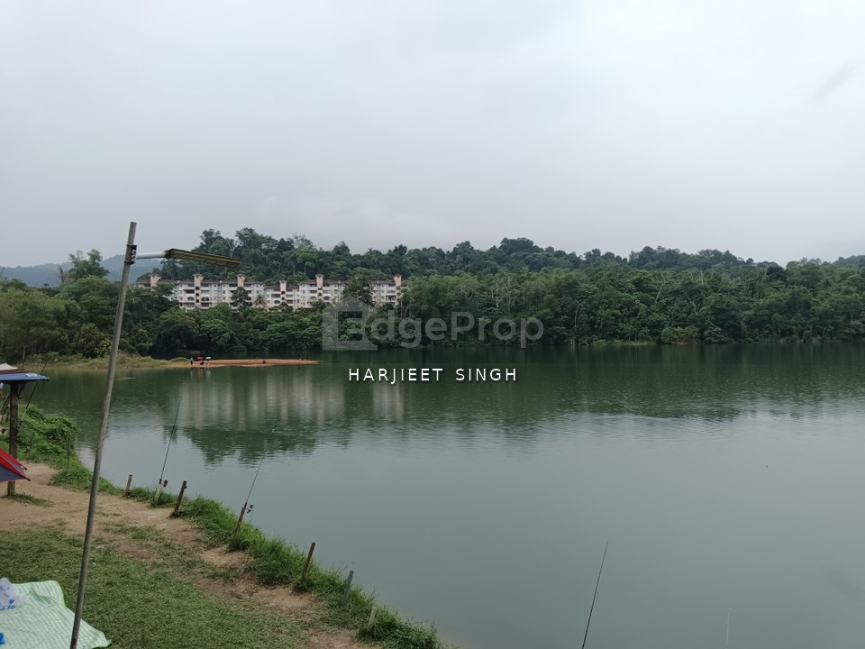 Taman Tasik kiambang