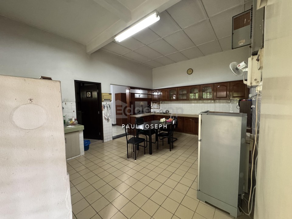 Petaling Jaya Section 16 Bungalow on Flat Land, Selangor, Petaling Jaya
