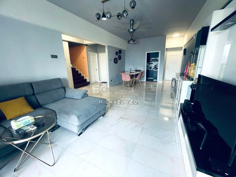 Anjung Hijau (Greenfield Apartment)