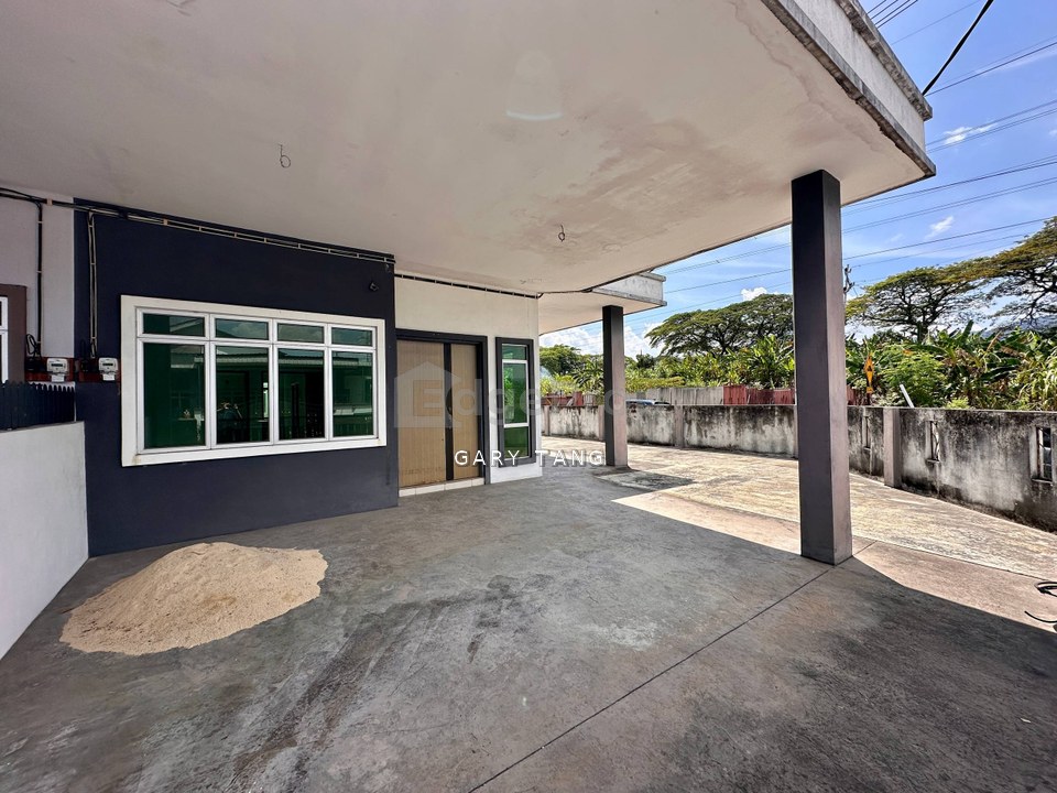 Menglembu bistari, single storey corner house, unoccupied, Perak, Menglembu