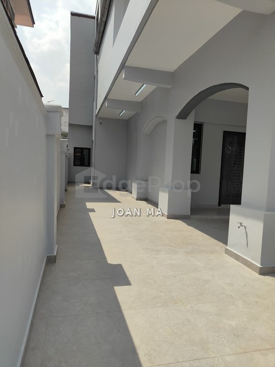 Taman Bukit Jaya Jalan Denai Three Storey Semi-D House, Johor, Ulu Tiram