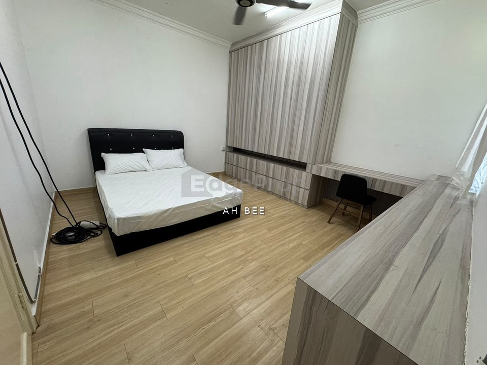 Taman Gaya Double Storey Cluster Fully Furnished for rent, Johor, Ulu Tiram