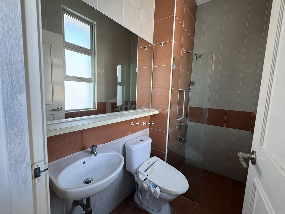 Taman Gaya Double Storey Cluster Fully Furnished for rent, Johor, Ulu Tiram