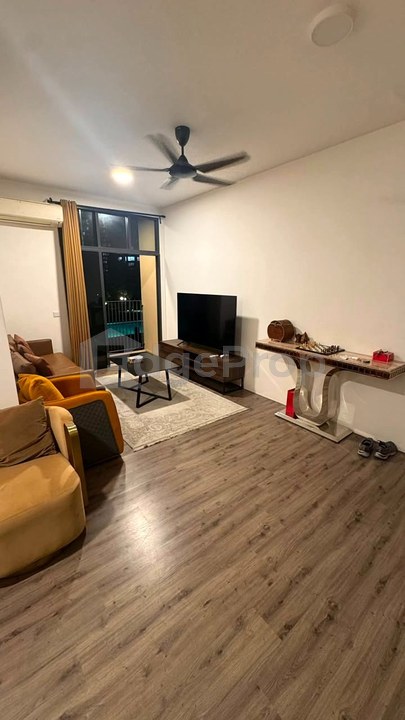 Henna Residence @ The Quartz