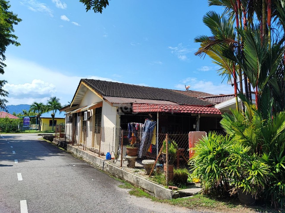 END LOT TERES SETINGKAT TAMAN KERJASAMA TG API KUANTAN., Pahang, Kuantan