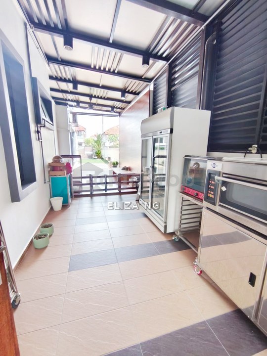 Jalan Setia Indah 7 Indah Villa Renovated Double Storey Semi D for Sale 35*80 , Johor, Johor Bahru