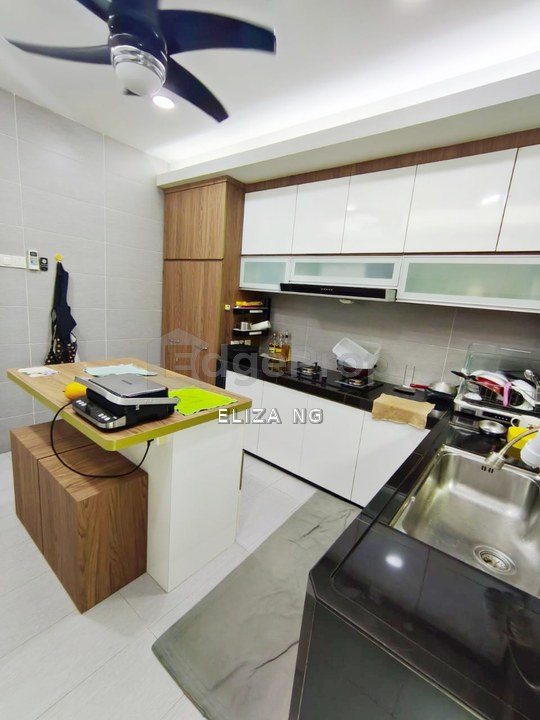 Jalan Setia Indah 7 Indah Villa Renovated Double Storey Semi D for Sale 35*80 , Johor, Johor Bahru