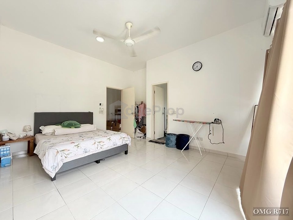 Setia Permai 3 Setia Alam Bukit Raja Klang 2 Sty Econsave Mart, City Mall Partially Furnished , Selangor, Shah Alam