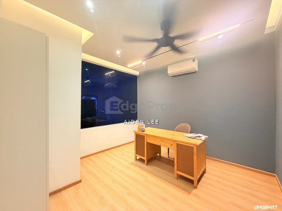 Taman Teluk Pulai Klang Double Storey Endlot 23x76 Renovated Unit For Sale, Selangor, Klang