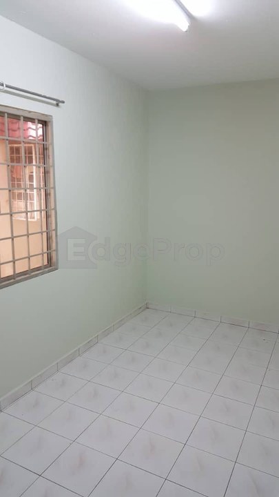 Saujana Apartment ground floor unit Damansara Damai for Rent, Selangor, Damansara Damai