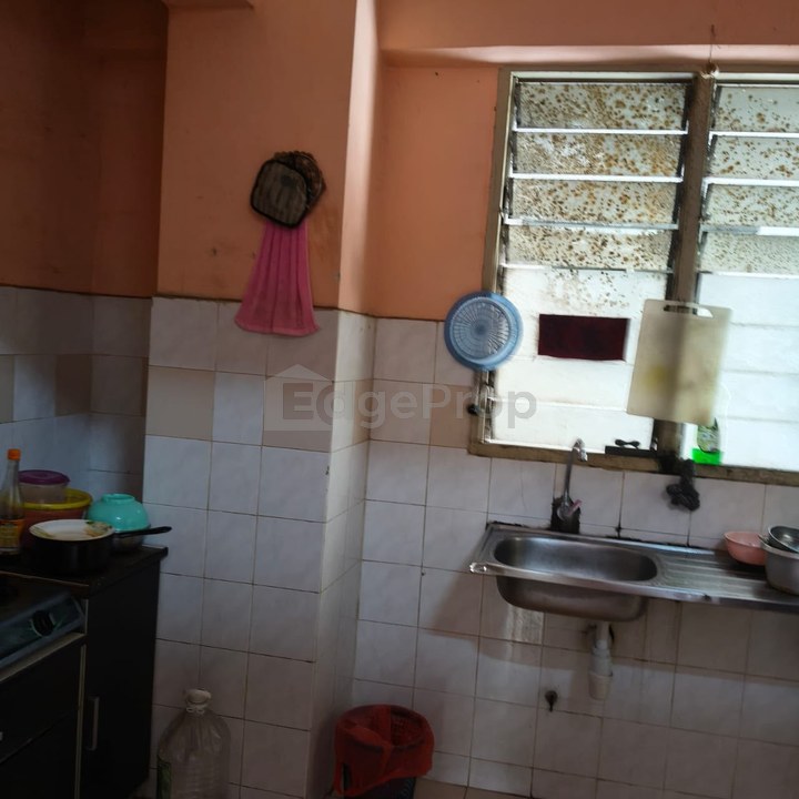 Sri Impian Apartment, Larkin Perdana