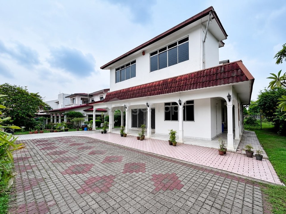Seksyen 3 Shah Alam, Murah Below Market 5 Min ke UITM Shah Alam | Double Storey Bungalow FOR SALE! - RM1.3Mil Nego, Selangor, Shah Alam