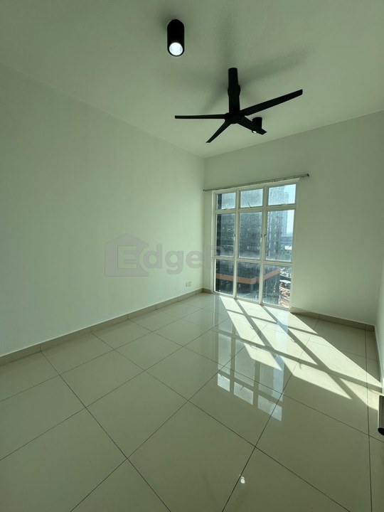 SkySuites @ Meldrum Hills 1-Bedroom Cheapest Unit in Market, Johor, Johor Bahru