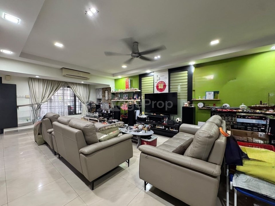 Prime Area Fully Renovated & Extended 2 Sty Bandar Bukit Tinggi 2 Klang, Selangor, Klang