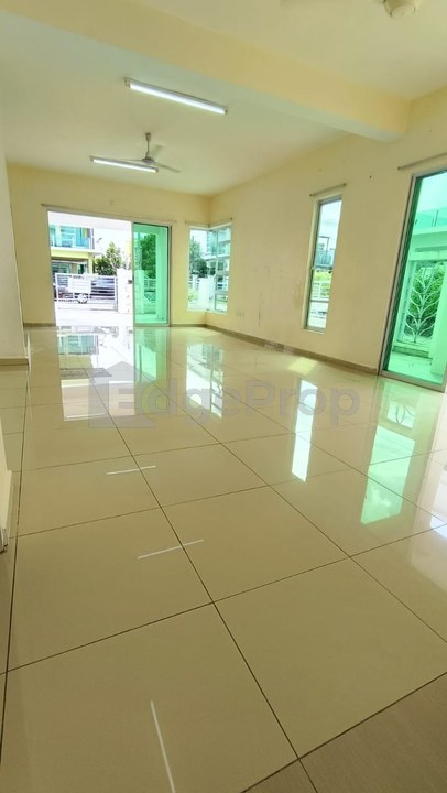 Alconix @ Hijayu 3D @ Sendayan Double Story Superlink For Sale End Lot with extra land , Negeri Sembilan, Seremban