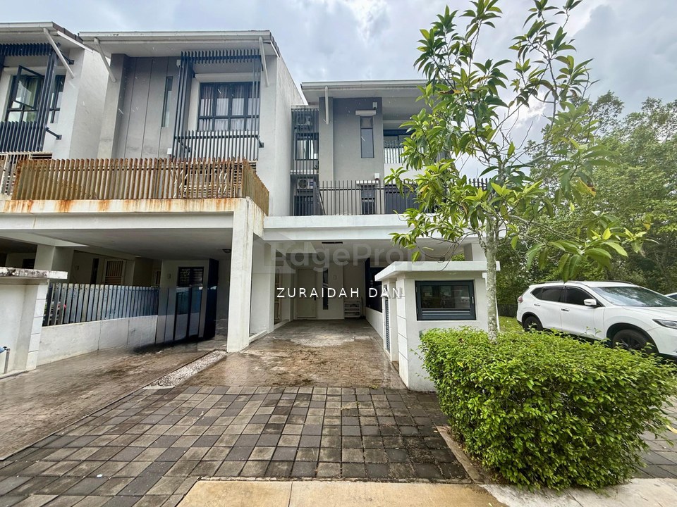 CHEAPEST CORNER LOT & UPPER UNIT! Crescent Park Townhouse, Bandar Bukit Mahkota, Selangor, Bangi