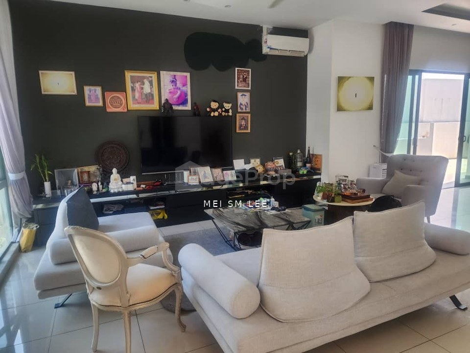 Desa Hill Villas