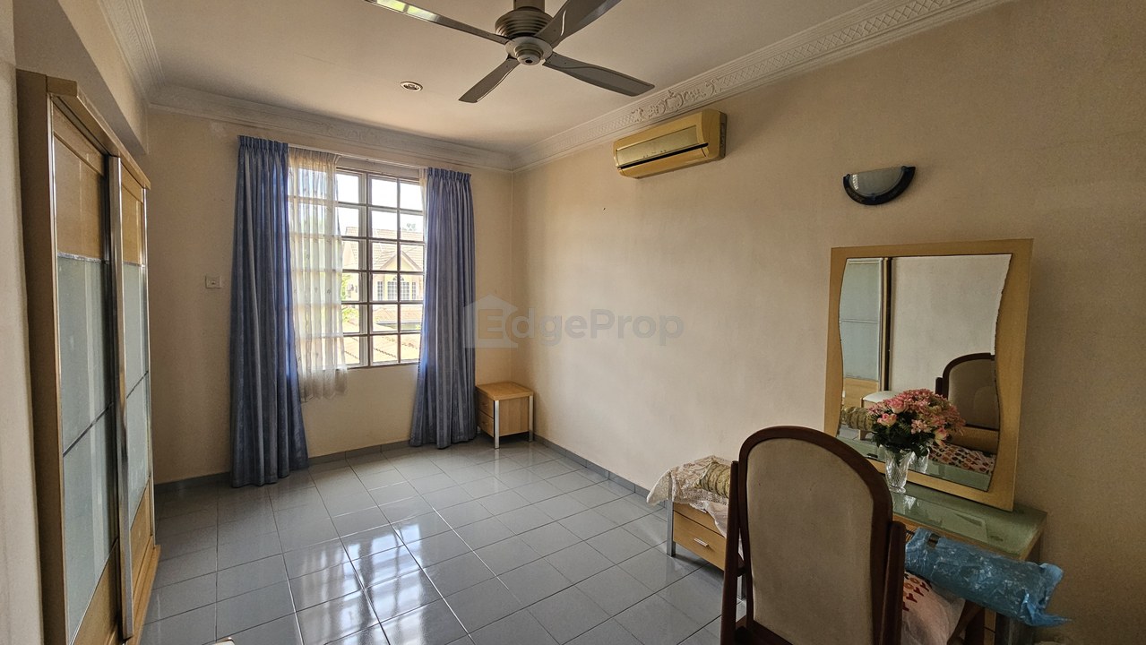 Bungalow Kasturi Heights Nilai Springs Villas 5 Rooms beside Golf Club, Negeri Sembilan, Nilai
