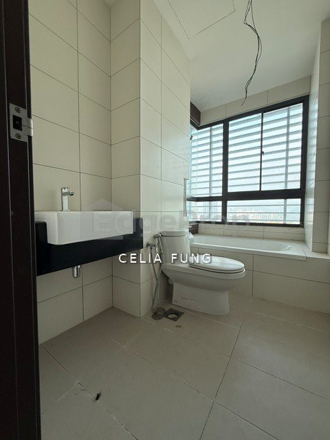 A beautiful 4-bedroom seaview unit at Marinox Sky Villas Condominium, Tanjong Tokong, is now available for sale., Penang, Tanjung Tokong