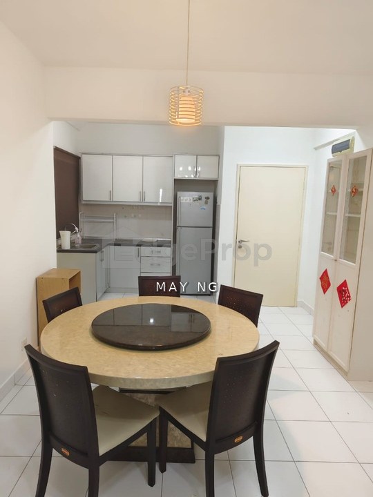 First Residence (Residensi Unggul)