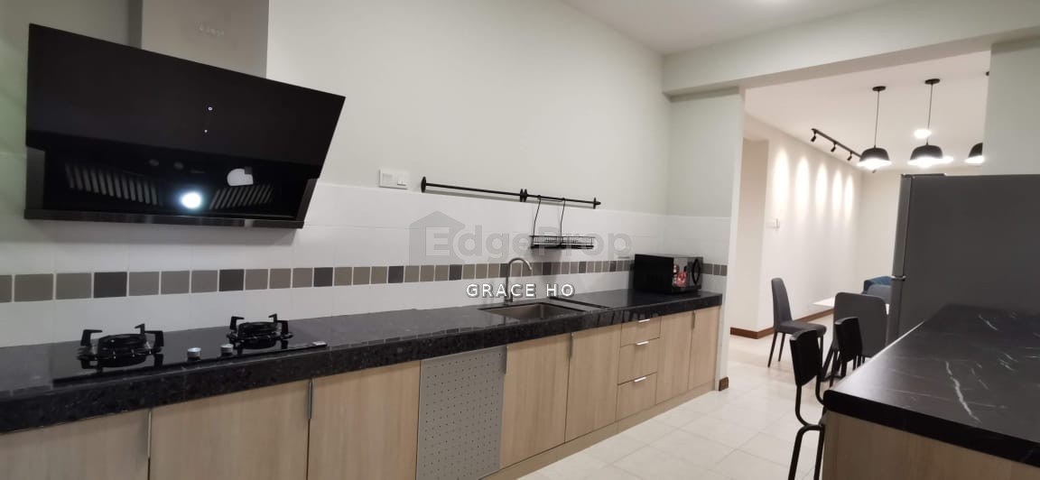 Desa ParkCity (Nadia Parkfront Condominium)