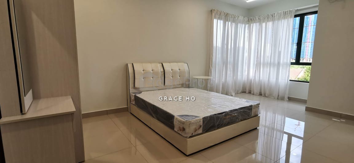 Desa ParkCity (Nadia Parkfront Condominium)
