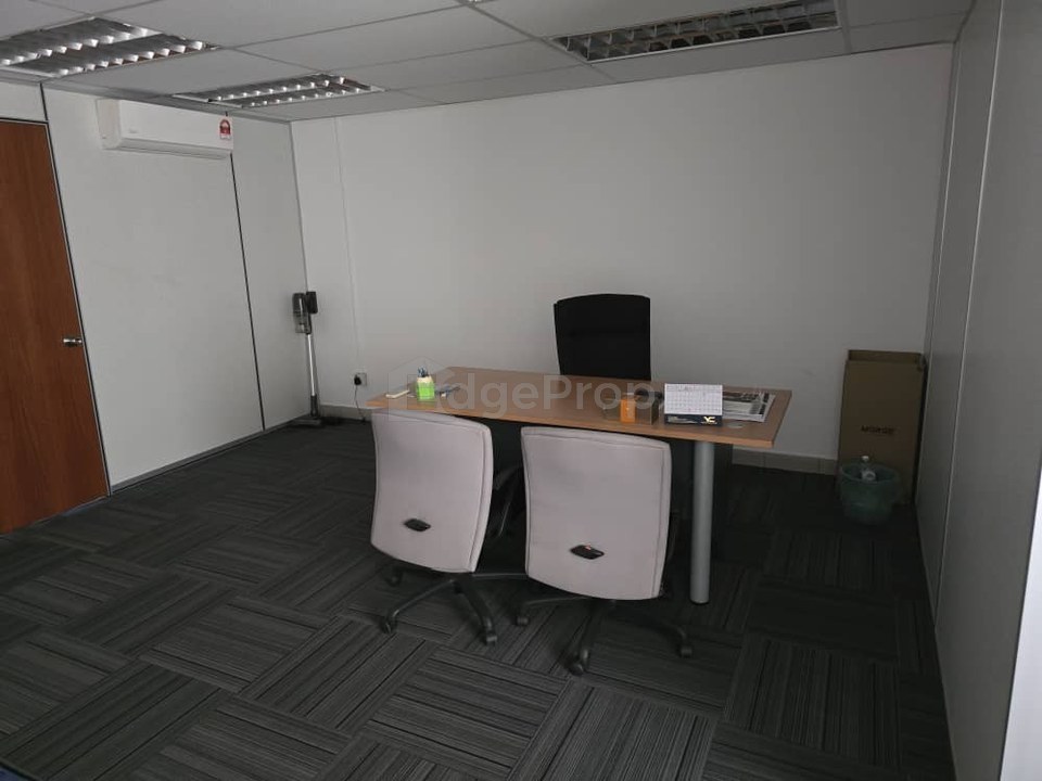 Pusat Perniagaan Kinrara 3