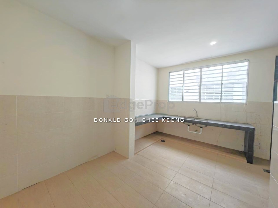 Bandar Baru Sri Klebang @ Pine Park, Gated & Guarded, Freehold, Facing South, Double Storey Terrace House For Sale , Perak, Chemor