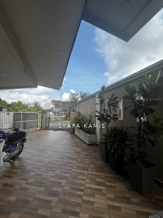 Taman Nong Chik Heights