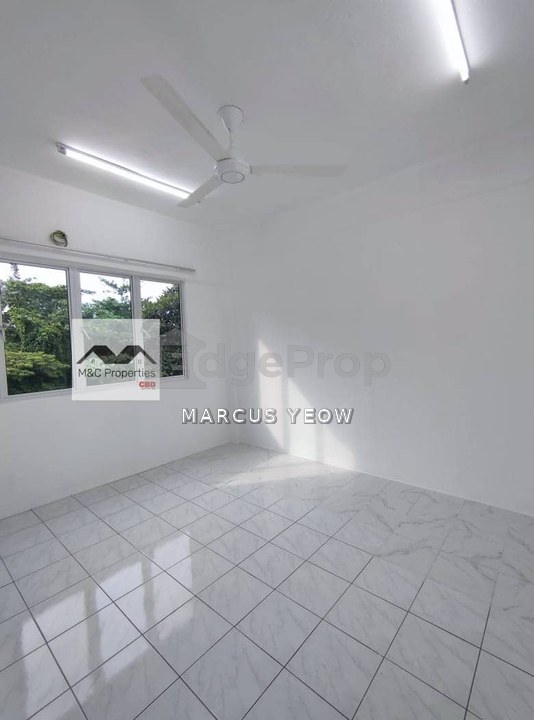 Taman Bidara Flat Basic Unit Second Floor Seremban For Rent!!, Negeri Sembilan, Seremban