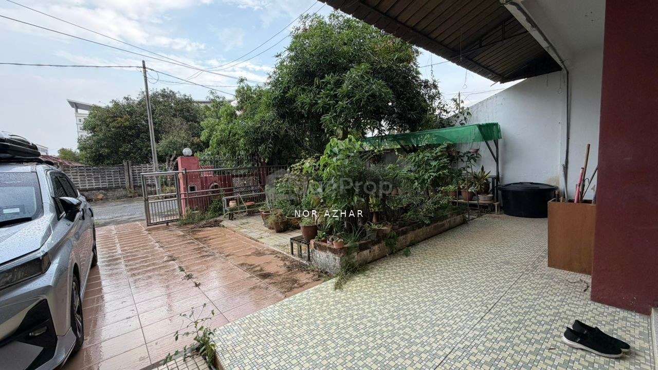 2 storey Semi D Intermediate Jalan Haji Busu Batu Buruk Kuala Terengganu RM 750 000 serious nego, Terengganu, Kuala Terengganu