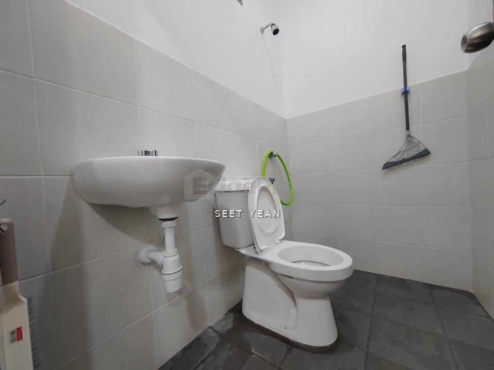 3 Storey Scientex kundang Gamuda Gardens Rawang For Rent Partially Furnished , Selangor, Rawang